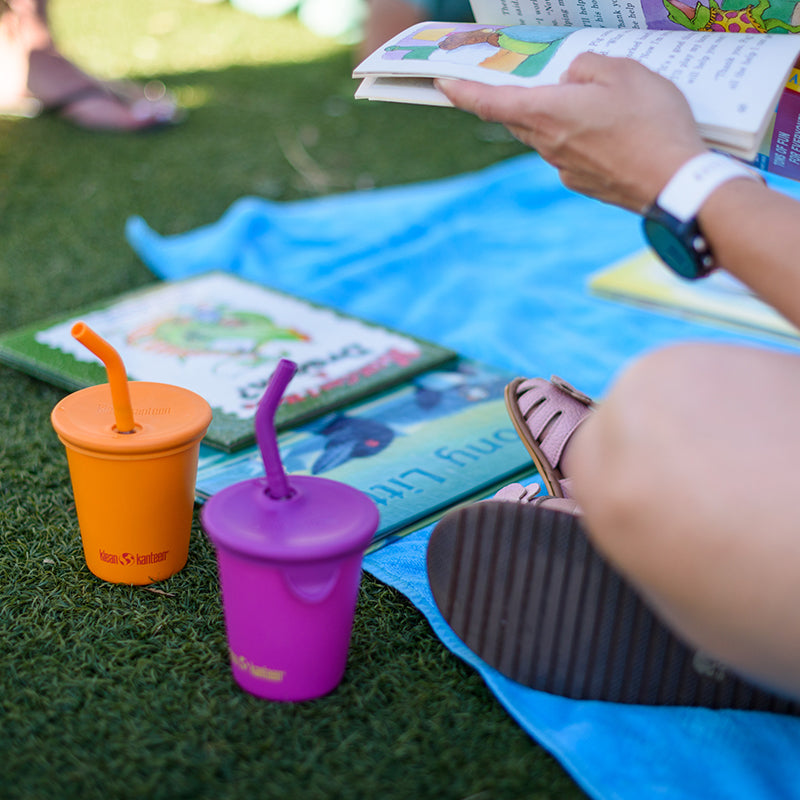 10oz-kid-s-cup-with-straw-lid-a2 10oz_kids_cups_straw_reading_blanket_square.jpg