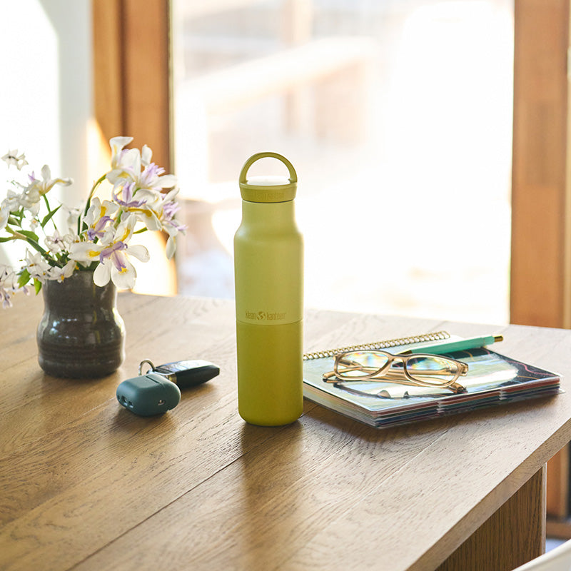 12oz-rise-classic-with-arch-loop-cap-j5 12oz_rise_classic_insulated_acacia_table_square.jpg