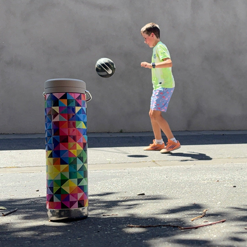 20oz-tkwide-with-twist-cap-mosaic-z2 20oz_tkwide_bottle_seasonal_mosaic_kid_wall_square.jpg