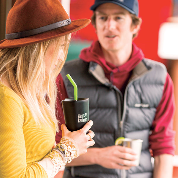 tumbler-straw-lid-with-straw-d7 K16VSSC-SB-guy-girl_style_9a499e23-5b7a-4a0d-b42e-d1b4b02627b2.jpg